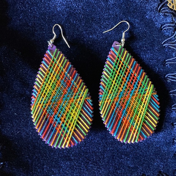 Handmade Balsa wooden large sized teardrop dangle earrings - Picture 4 of 5